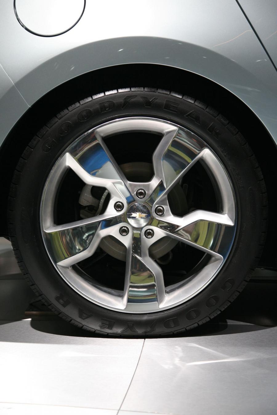  Chevrolet Volt 2011 года  (фото 159 из 356)